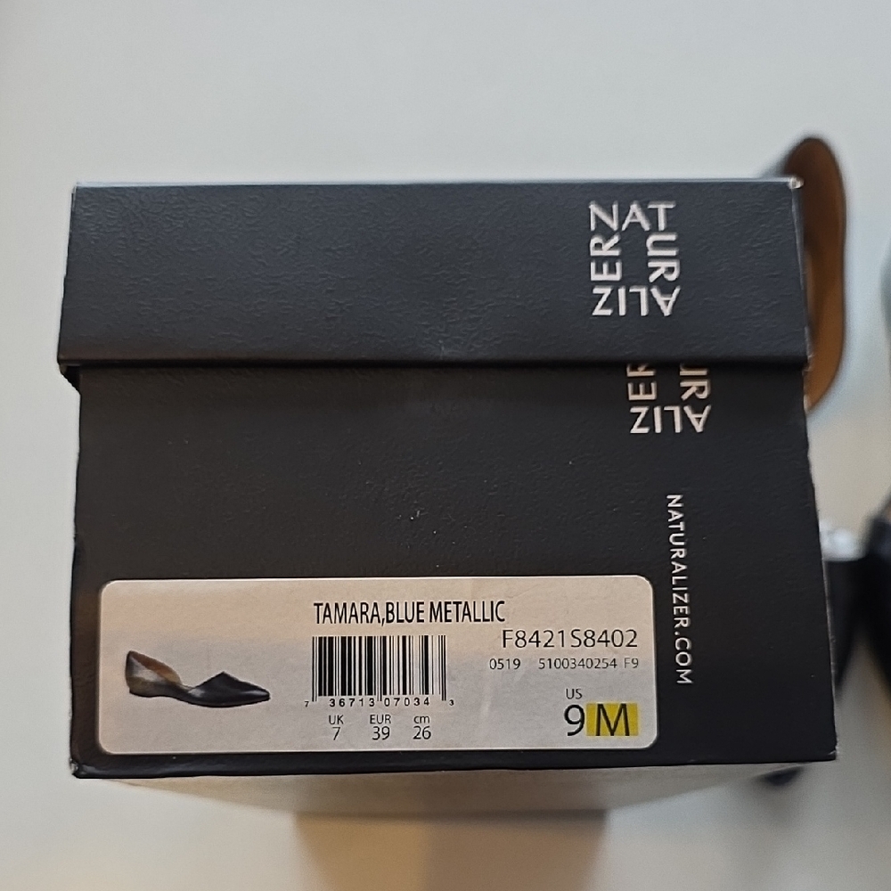 Naturalizer Navy Blue Women's Flats 9M - Picture 8 of 9